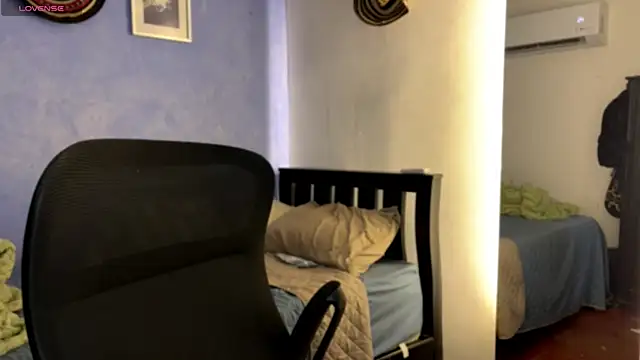 Xander bonnet1 online show from 09/10/25, 11:54