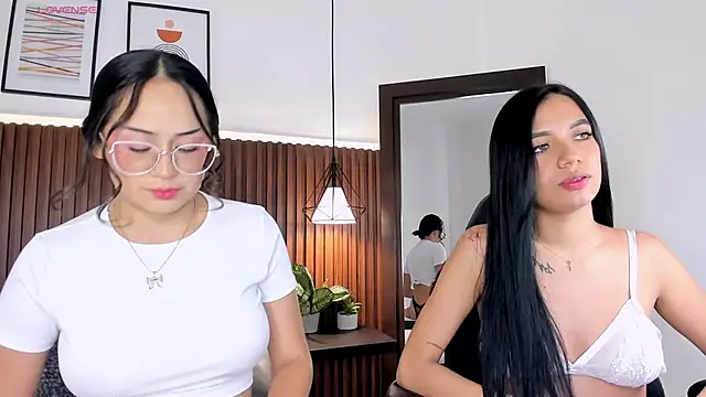 emma white 01 online show from 02/28/25, 02:42