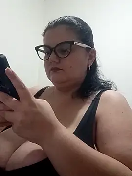 Snapshot of Madisonpalacio chatting on 04/05/26, 10:07 Madisonpalacio online show from 04/05/26, 10:07