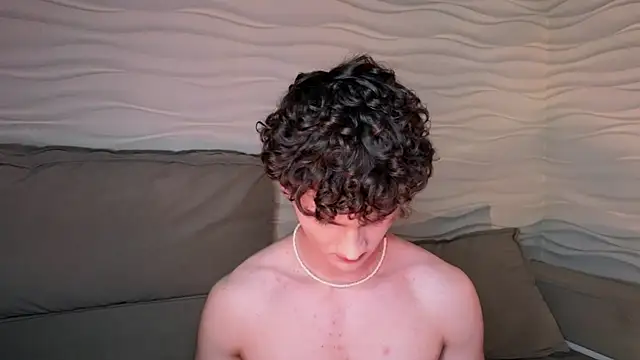 adam 21cm   online show from 01/26/25, 10:57