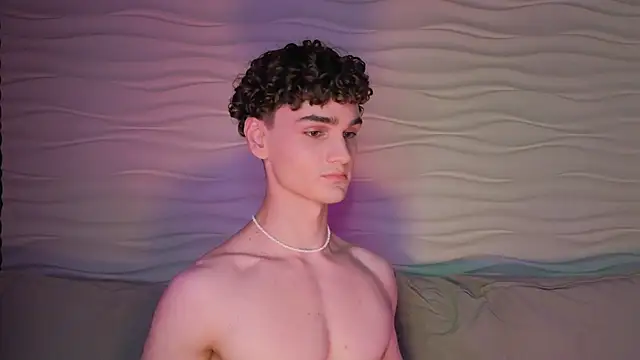 adam 21cm   online show from 09/17/25, 03:24