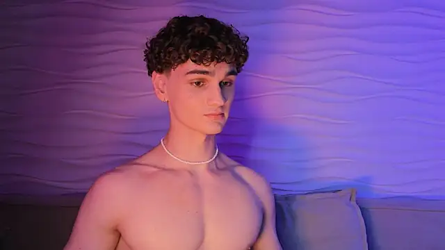 adam 21cm   online show from 10/04/25, 03:54