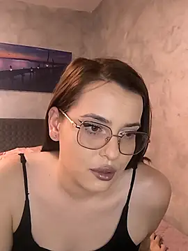 Baby Nicoll online show from 03/10/26, 11:15