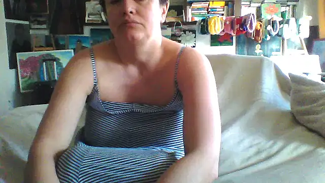 Snapshot of MariaAnaSunshine chatting on 11/13/25, 10:14 MariaAnaSunshine online show from 11/13/25, 10:14