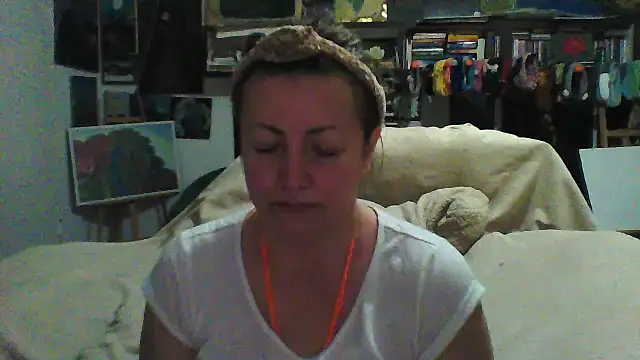 Snapshot of MariaAnaSunshine chatting on 11/28/25, 06:32 MariaAnaSunshine online show from 11/28/25, 06:32