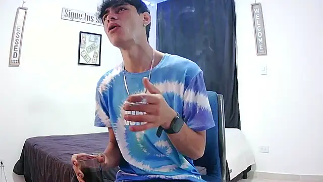 harrytomson 1 online show from 11/06/25, 10:38