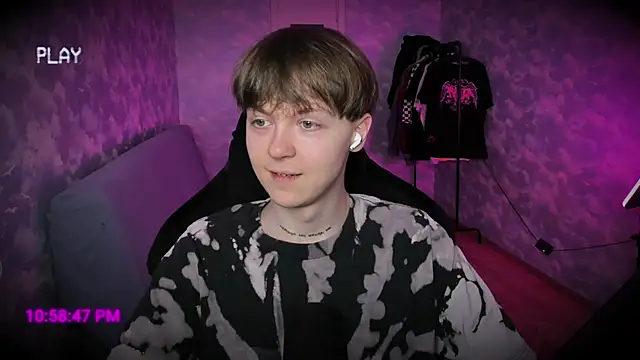 charonbaby1 online show from 02/19/25, 07:59