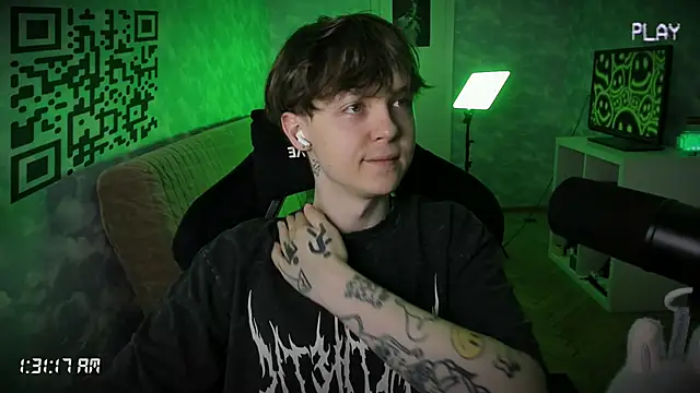 charonbaby1 online show from 11/20/25, 10:31