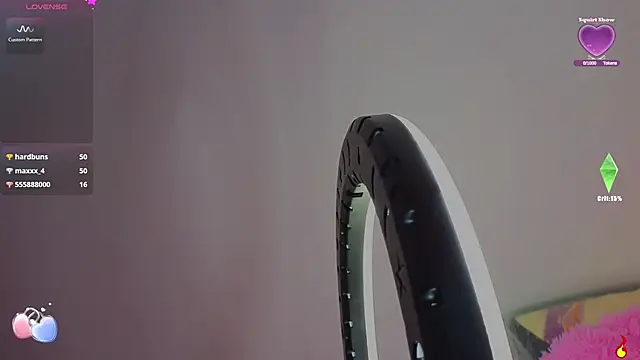 littlevixen18 online show from 12/17/24, 10:43