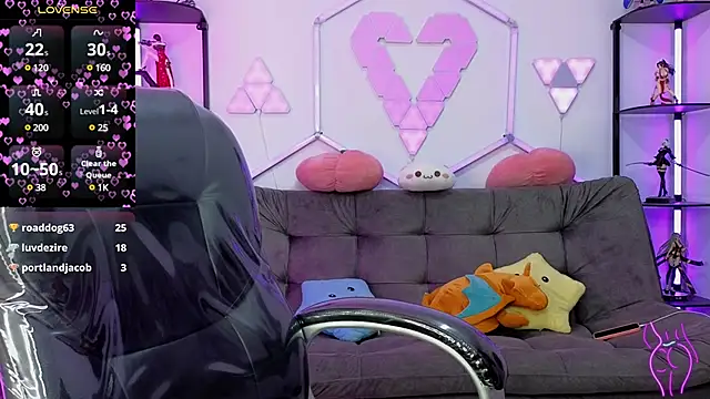 littlevixen18 online show from 02/24/25, 05:42