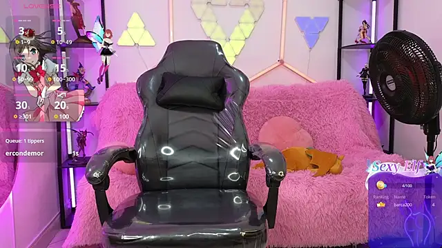 littlevixen18 online show from 03/21/25, 05:45