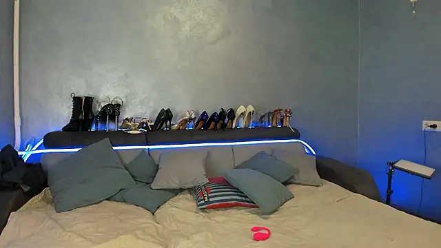 Snapshot of SEXDream777 chatting on 02/09/26, 04:22 SEXDream777 online show from 02/09/26, 04:22