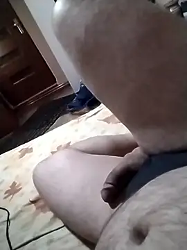 nudistu021 online show from 12/17/25, 04:35