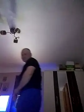 nudistu021 online show from 04/19/26, 08:02