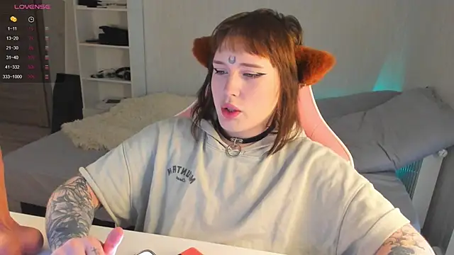 Spliti moon online show from 10/06/25, 01:08