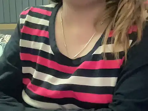 Snapshot of sassypooja chatting on 12/23/24, 01:24 sassypooja online show from 12/23/24, 01:24