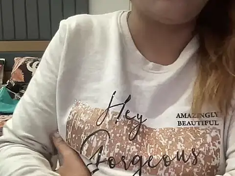 Snapshot of sassypooja chatting on 12/28/24, 04:09 sassypooja online show from 12/28/24, 04:09