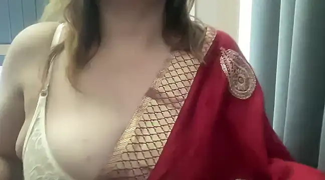 Snapshot of sassypooja chatting on 02/13/25, 10:02 sassypooja online show from 02/13/25, 10:02