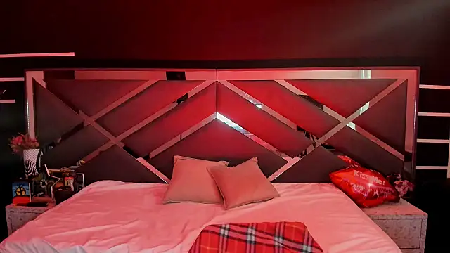 SexyNaf online show from 09/18/25, 07:27