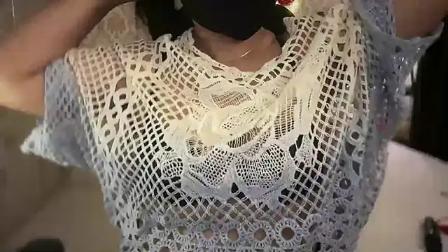 Snapshot of SamairAhh chatting on 02/18/25, 11:08 SamairAhh online show from 02/18/25, 11:08