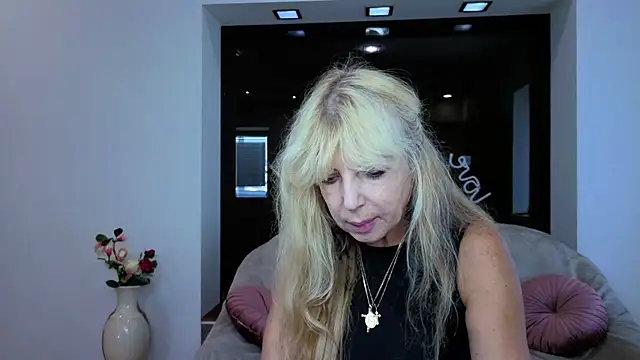 Anna Diax online show from 09/09/25, 11:43