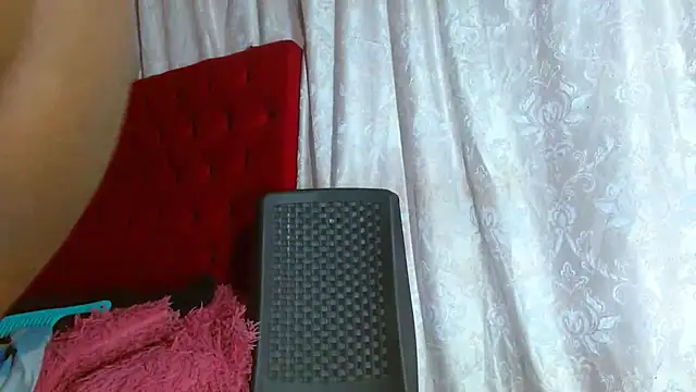 cristinamontiel online show from 09/26/25, 02:21