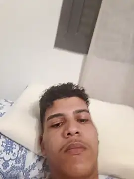 Snapshot of juan0Jpg chatting on 10/19/25, 08:15 juan0Jpg online show from 10/19/25, 08:15