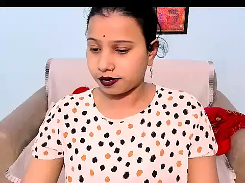 Snapshot of kendracox21 chatting on 02/04/26, 03:34 kendracox21 online show from 02/04/26, 03:34