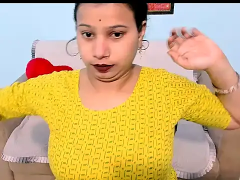 Snapshot of kendracox21 chatting on 02/06/26, 03:22 kendracox21 online show from 02/06/26, 03:22