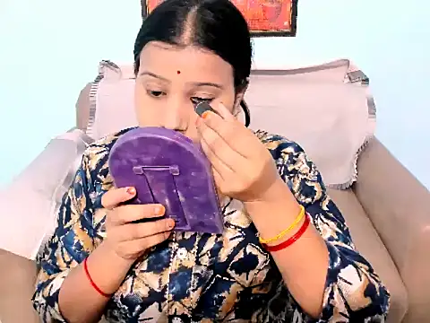 Snapshot of kendracox21 chatting on 04/08/26, 02:55 kendracox21 online show from 04/08/26, 02:55