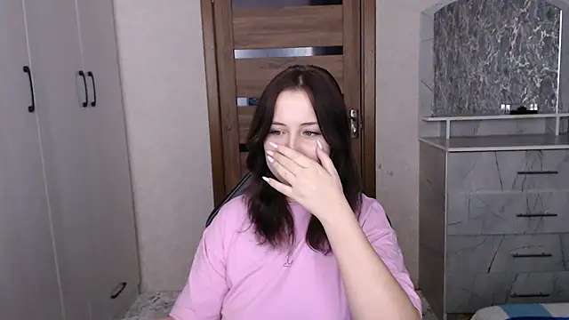 Kristy-Max online show from 12/15/25, 11:31