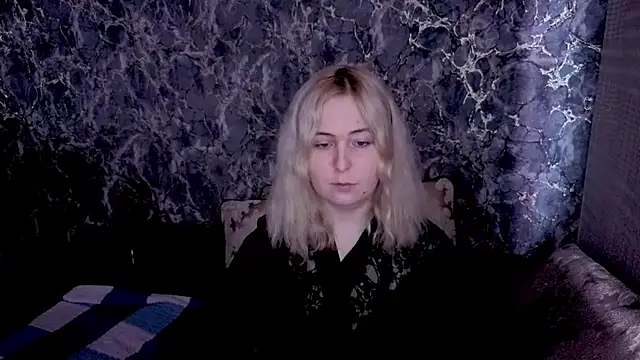 Snapshot of Kristy-Max chatting on 03/31/26, 09:04 Kristy-Max online show from 03/31/26, 09:04