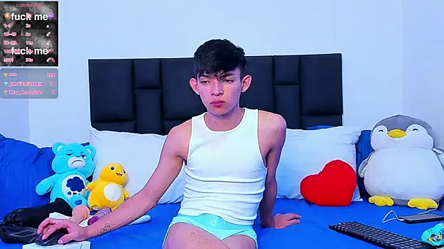 Snapshot of Tonny_twink_ chatting on 03/05/25, 06:01 Tonny twink  online show from 03/05/25, 06:01