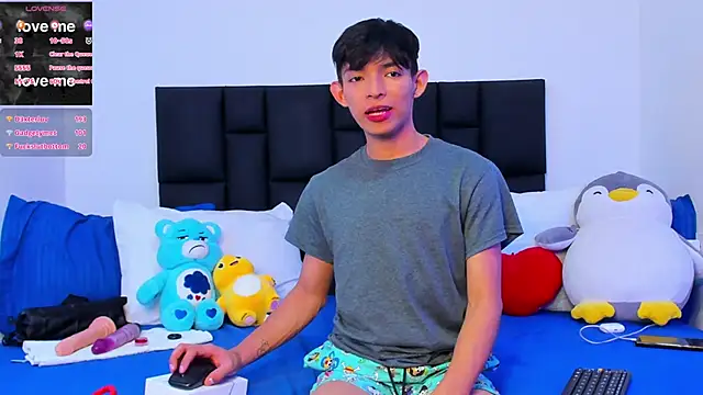 Snapshot of Tonny_twink_ chatting on 03/12/25, 02:34 Tonny twink  online show from 03/12/25, 02:34