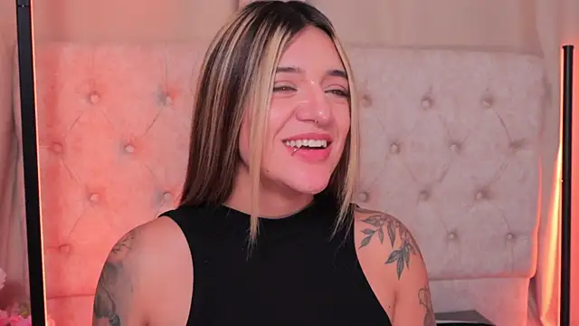 ashleyvalirya online show from 01/31/25, 10:10