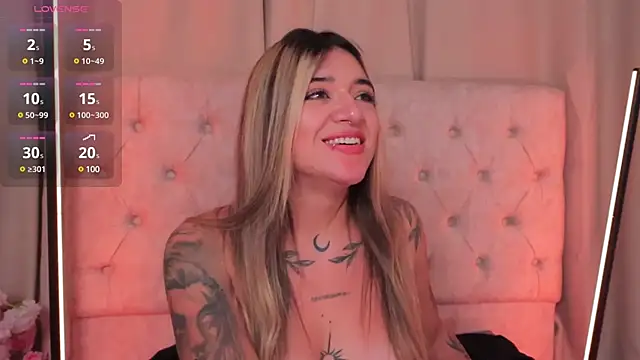 ashleyvalirya online show from 02/17/25, 07:37