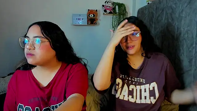 Snapshot of maddie-and-chelsea- chatting on 01/10/26, 04:20 maddie-and-chelsea- online show from 01/10/26, 04:20