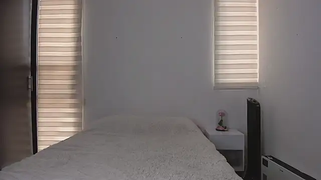 Snapshot of saori_9b chatting on 09/14/25, 05:01 saori 9b online show from 09/14/25, 05:01