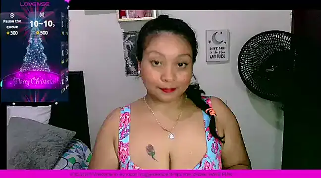 Snapshot of zaray_bella chatting on 12/11/24, 10:38 zaray bella online show from 12/11/24, 10:38