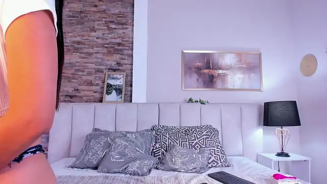 lyzzi smith01 online show from 10/23/25, 08:07