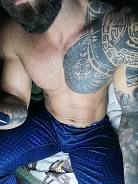 Snapshot of moody1996- chatting on 03/01/26, 11:40 moody1996- online show from 03/01/26, 11:40