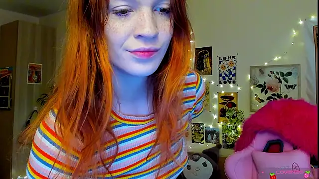 Snapshot of Sunny_Elly chatting on 03/16/26, 08:29 Sunny Elly online show from 03/16/26, 08:29