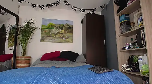 Danna Bella666 online show from 12/18/24, 07:19