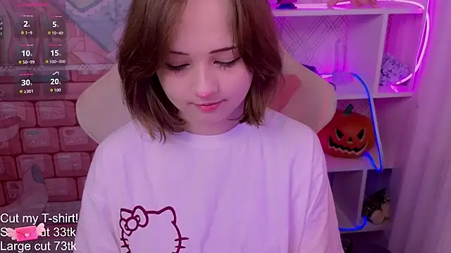 Mary uw online show from 10/15/25, 04:45