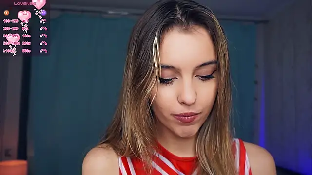 FannyHewson online show from 11/15/25, 07:54