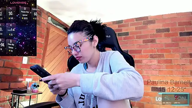 paulinabarnett- online show from 12/16/25, 03:00