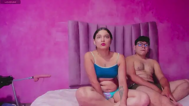 Snapshot of JustiinJazmin chatting on 11/24/25, 11:37 JustiinJazmin online show from 11/24/25, 11:37