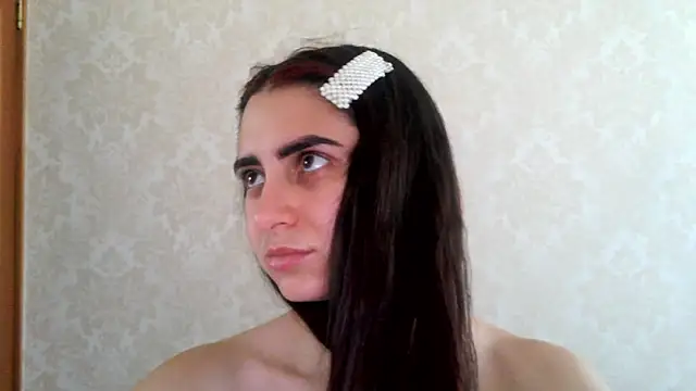 Snapshot of Kashtanka_ chatting on 10/31/25, 09:32 Kashtanka online show from 10/31/25, 09:32