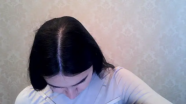 Snapshot of Kashtanka_ chatting on 02/04/26, 08:31 Kashtanka online show from 02/04/26, 08:31