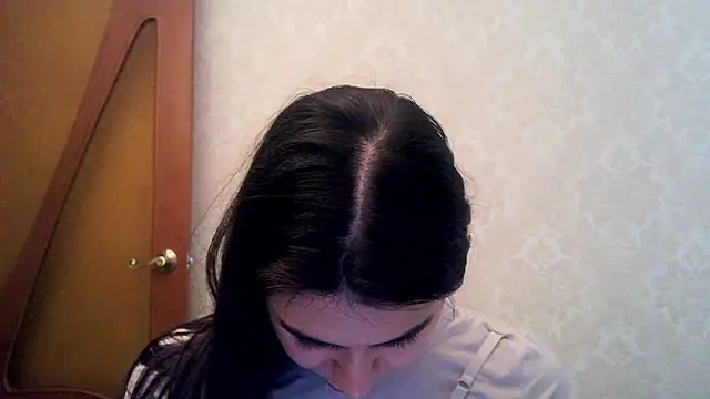 Snapshot of Kashtanka_ chatting on 02/08/26, 11:13 Kashtanka online show from 02/08/26, 11:13